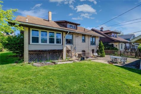 1132 Wellesley Avenue Steubenville OH 43952