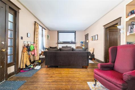 1132 Wellesley Avenue Steubenville OH 43952