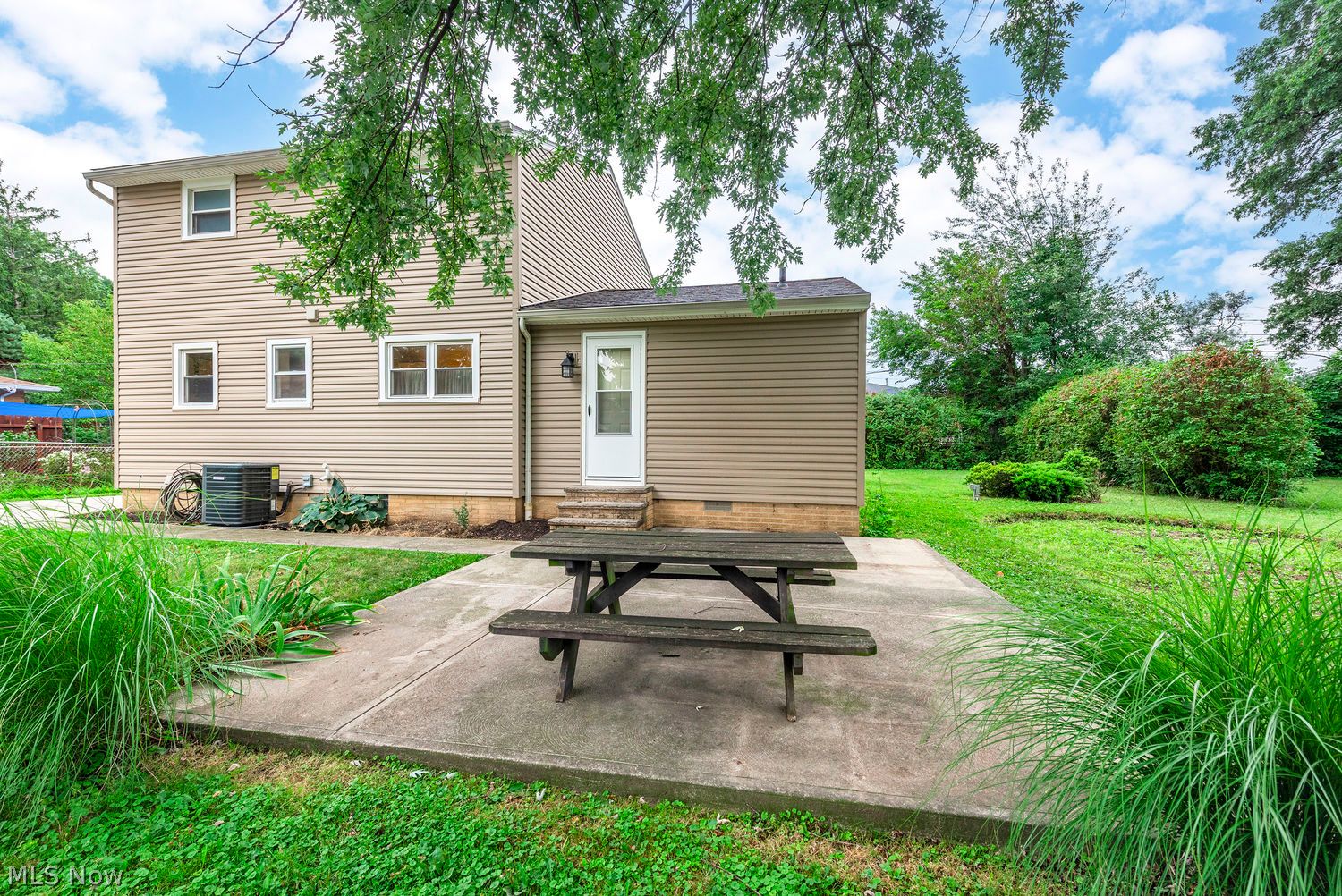 6170 W 29th Street Parma OH 44134