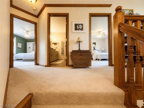6834 Harbor Drive NW Canton OH 44718