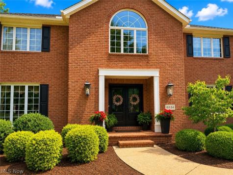 6834 Harbor Drive NW Canton OH 44718