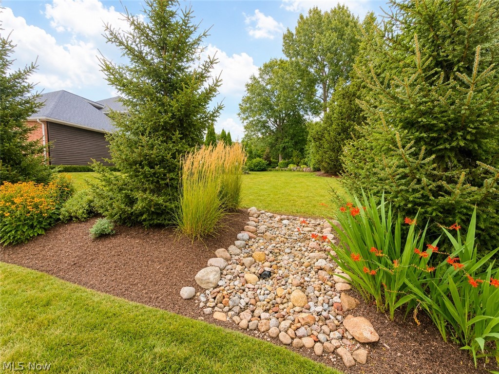 6834 Harbor Drive NW Canton OH 44718