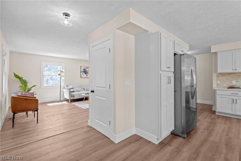 152 Harry Avenue Munroe Falls OH 44262