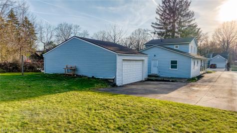 152 Harry Avenue Munroe Falls OH 44262