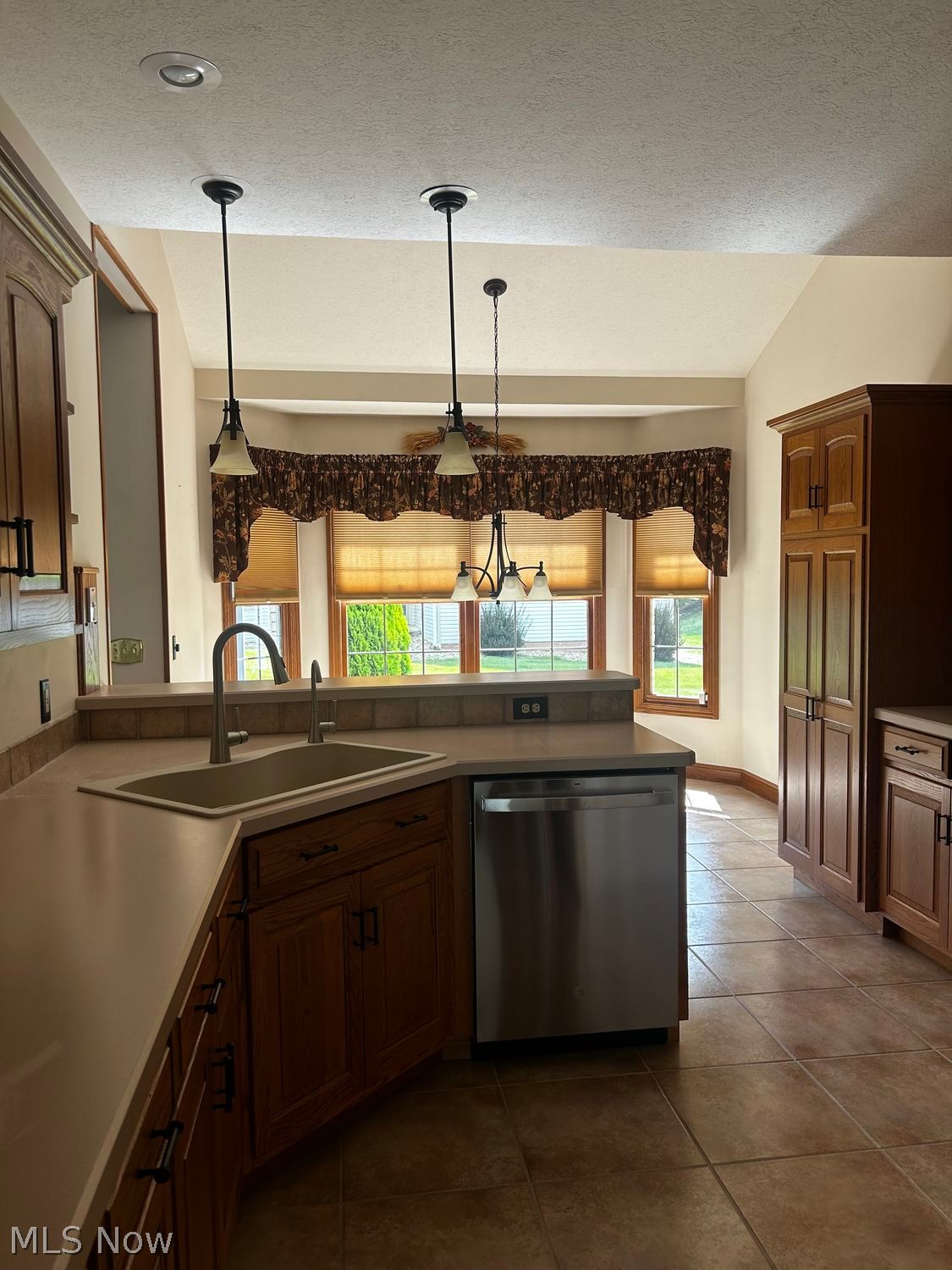4245 Woodlake Trail Wooster OH 44691