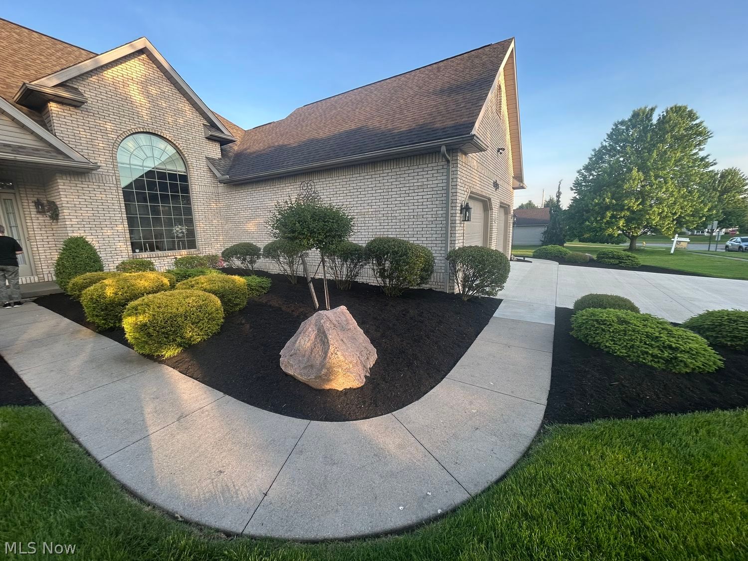 4245 Woodlake Trail Wooster OH 44691