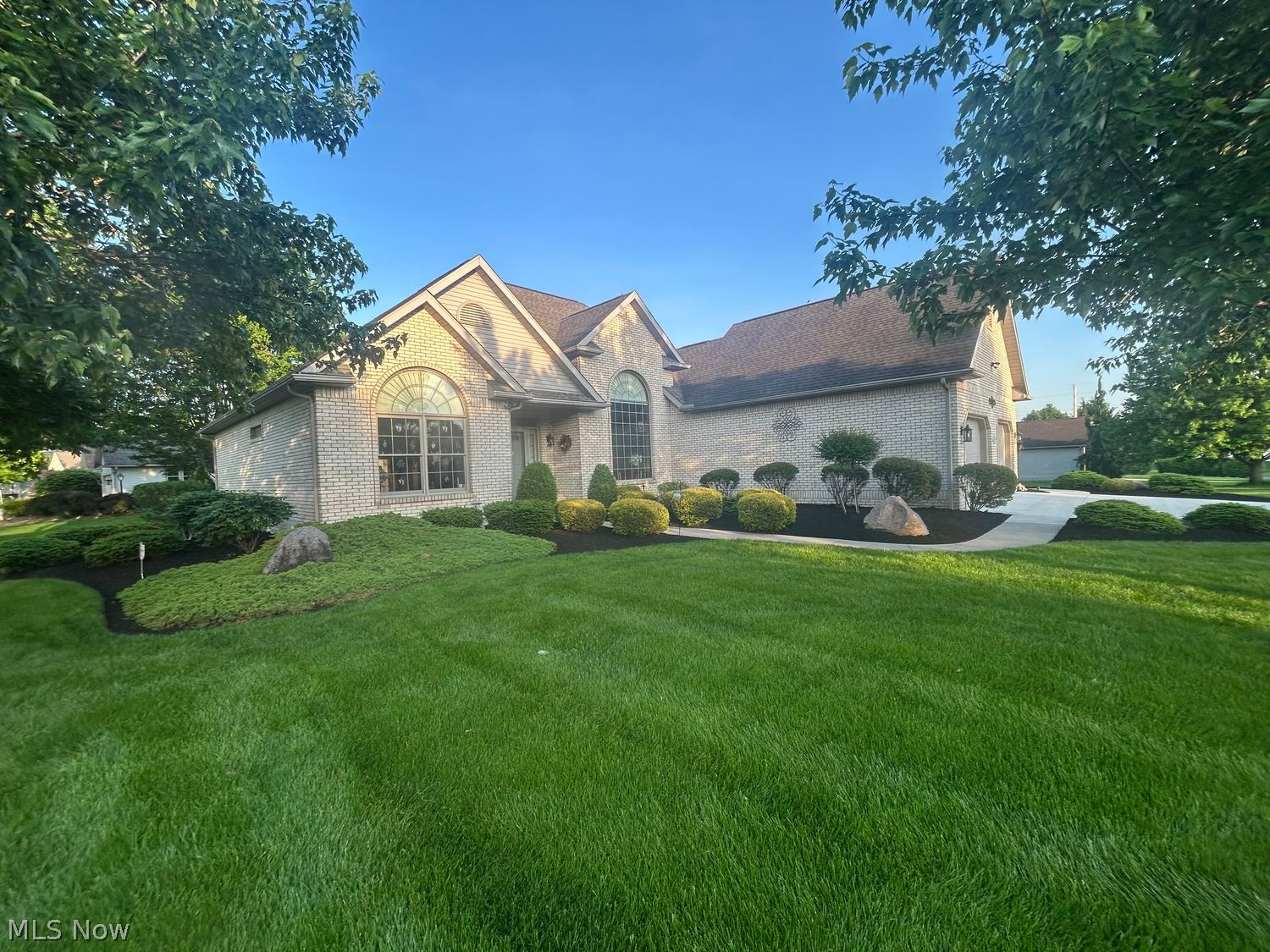 4245 Woodlake Trail Wooster OH 44691
