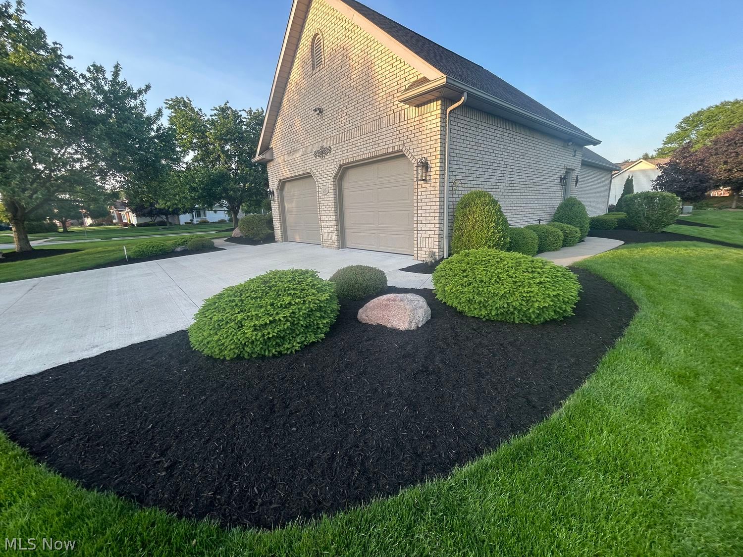 4245 Woodlake Trail Wooster OH 44691