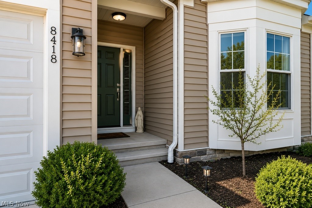 8418 Bedaos Drive Willoughby OH 44094