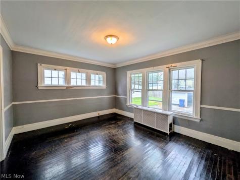 1146 Cleveland Heights Boulevard Cleveland Heights OH 44121