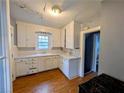 1146 Cleveland Heights Boulevard Cleveland Heights OH 44121
