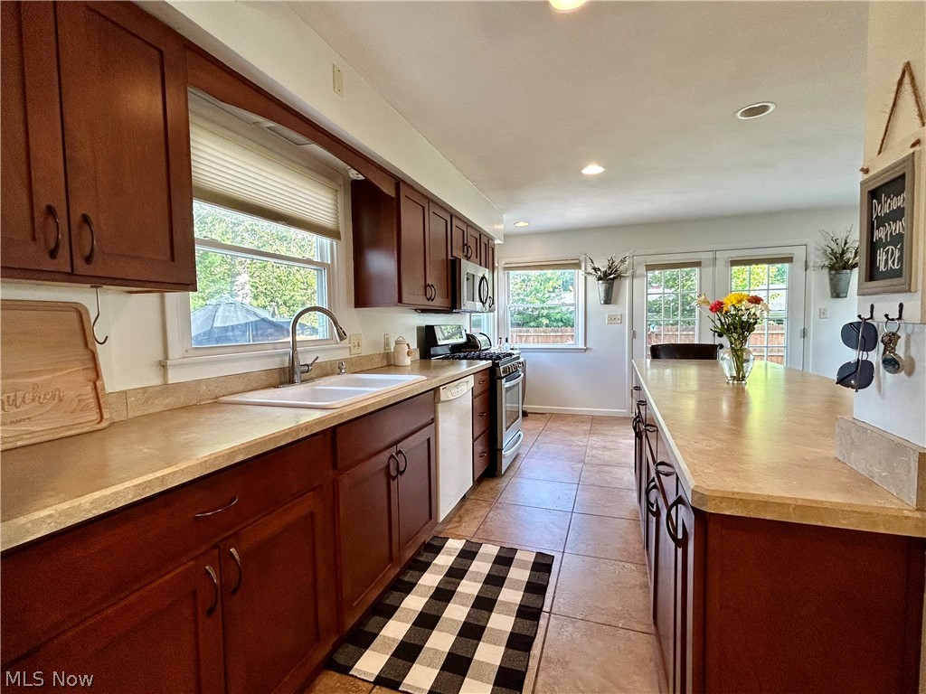 4287 Woodleigh Lane Austintown OH 44511