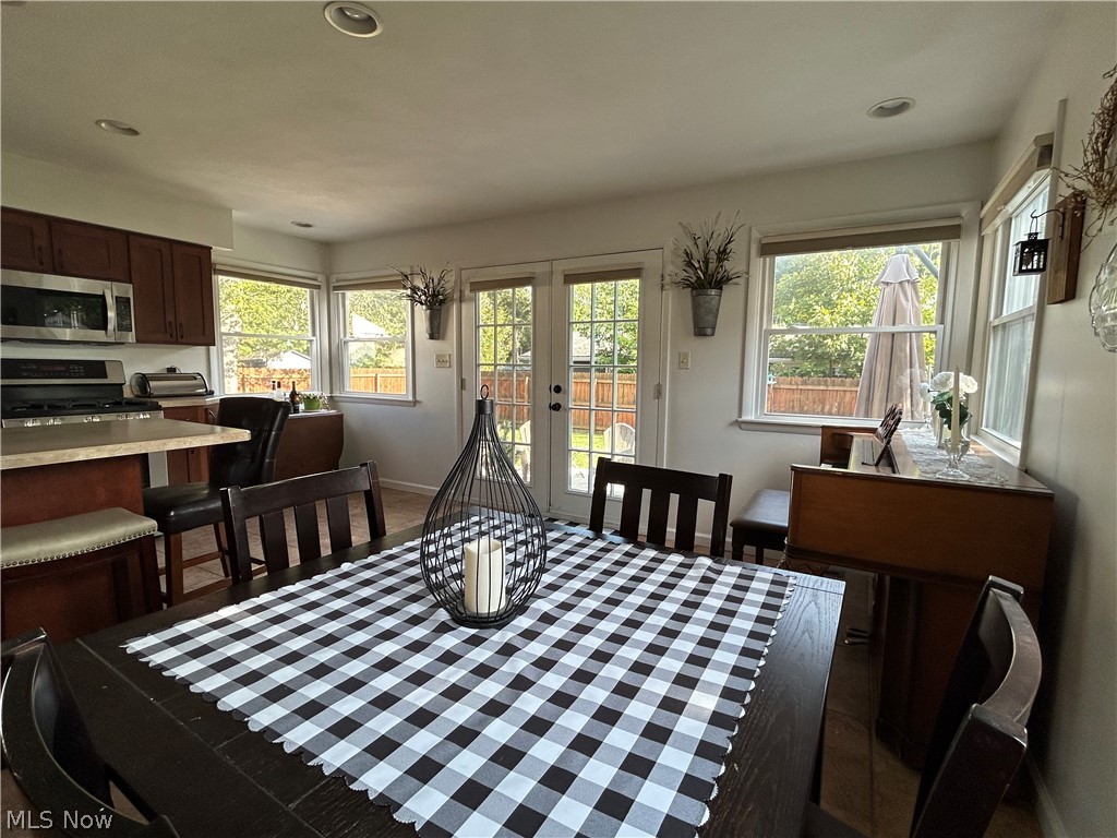 4287 Woodleigh Lane Austintown OH 44511