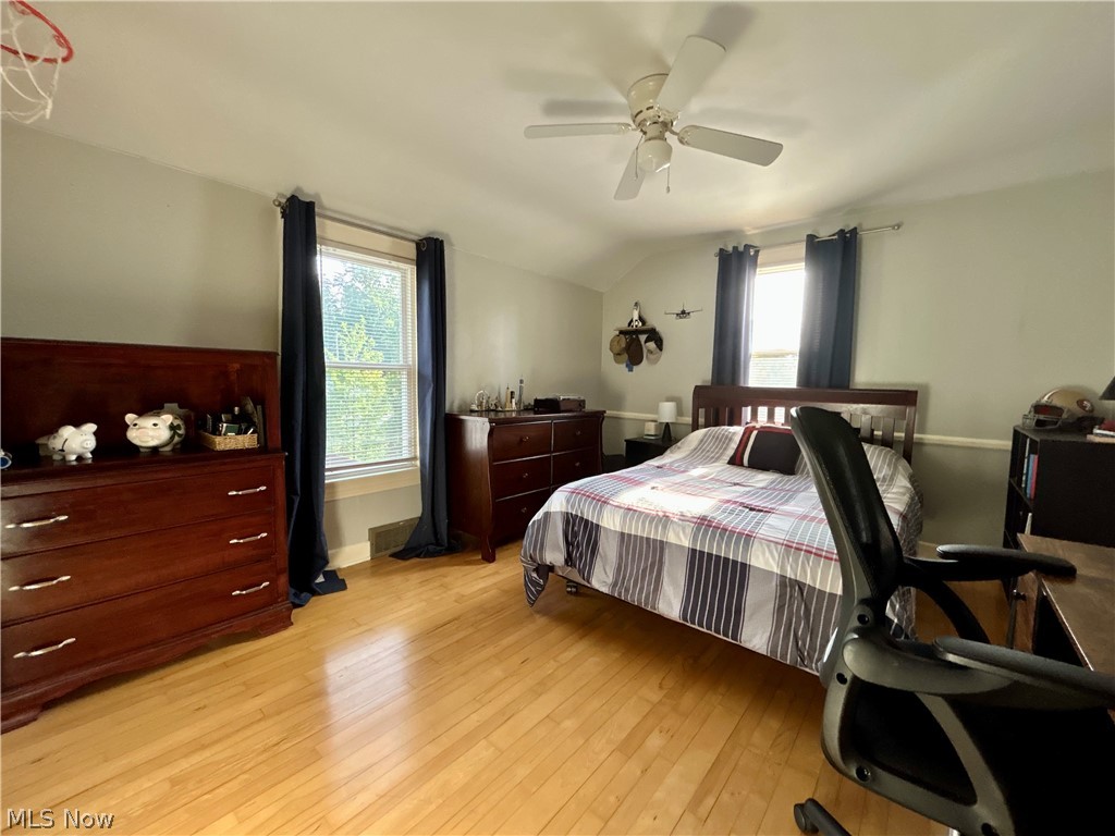4287 Woodleigh Lane Austintown OH 44511