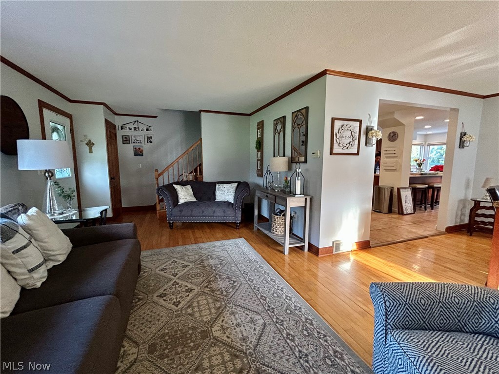 4287 Woodleigh Lane Austintown OH 44511