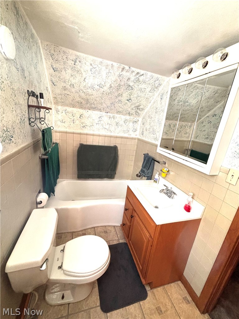 5288 Wheathill Road East Palestine OH 44413