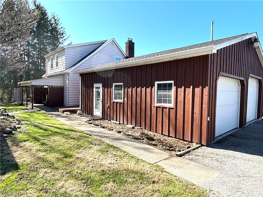 5288 Wheathill Road East Palestine OH 44413