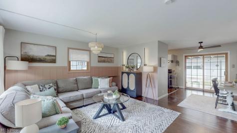1044 Ellsworth Drive Akron OH 44313