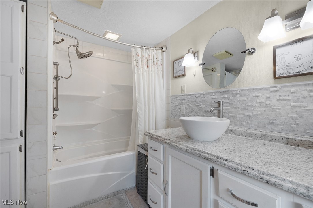 6618 Shepler Church Avenue SW Navarre OH 44662