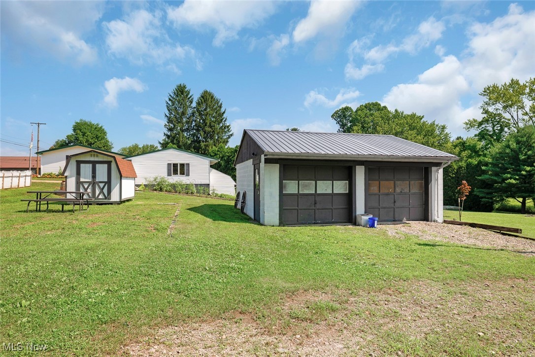 6618 Shepler Church Avenue SW Navarre OH 44662