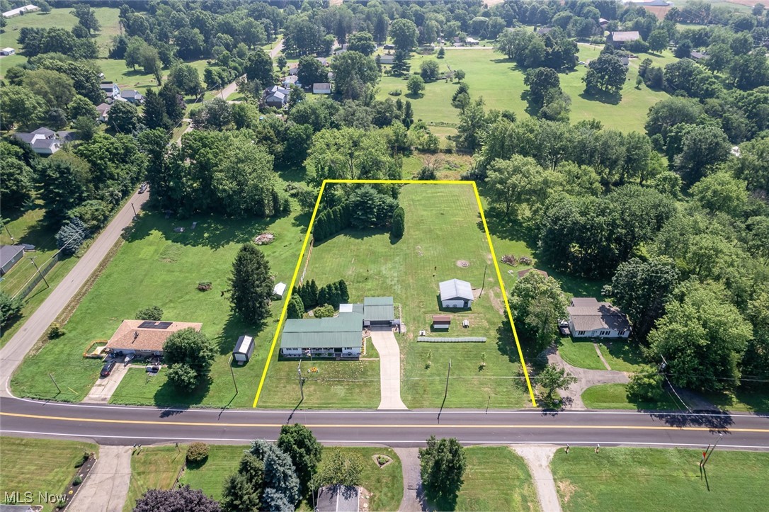 6618 Shepler Church Avenue SW Navarre OH 44662