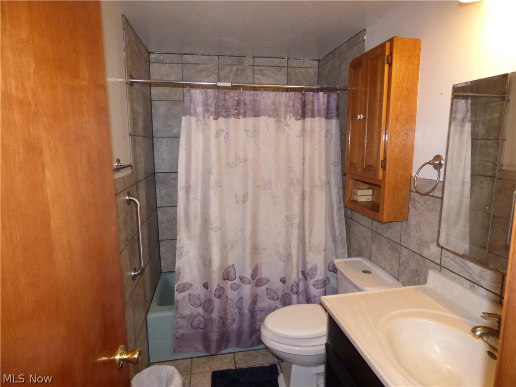 480 Aurora Drive Youngstown OH 44505