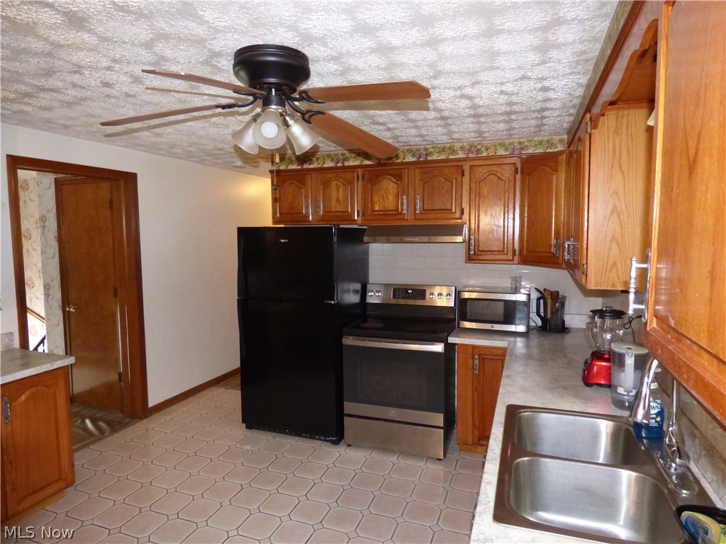 480 Aurora Drive Youngstown OH 44505