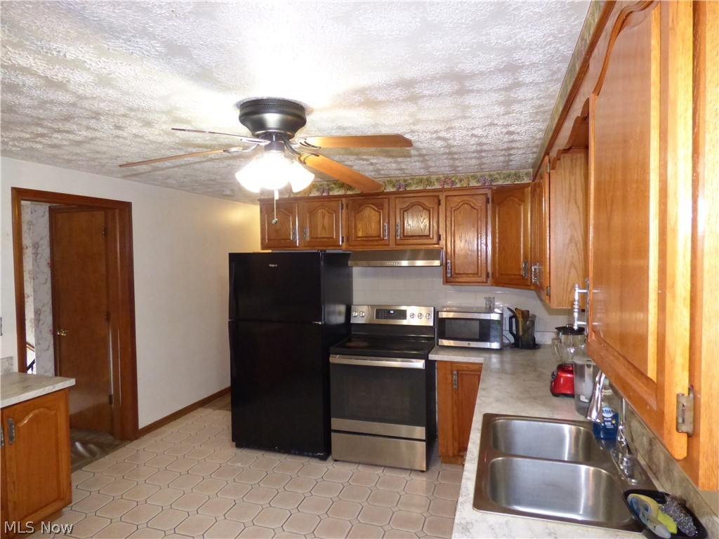 480 Aurora Drive Youngstown OH 44505