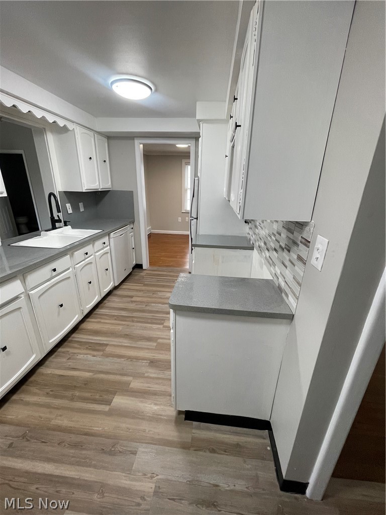 1663 Lyndhurst Lyndhurst OH 44124