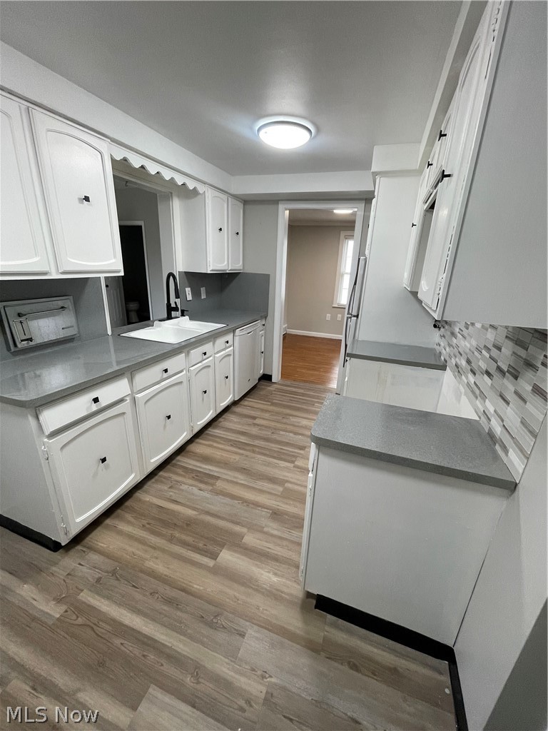 1663 Lyndhurst Lyndhurst OH 44124
