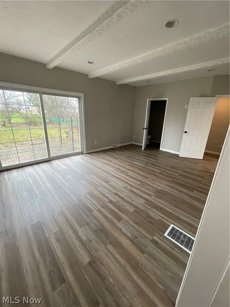 1663 Lyndhurst Lyndhurst OH 44124