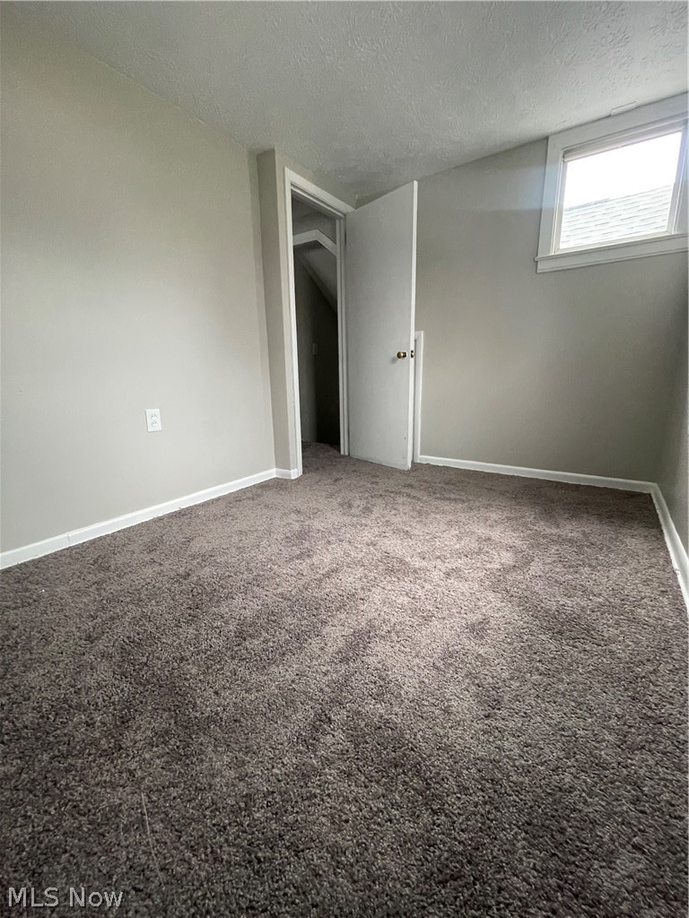 1663 Lyndhurst Lyndhurst OH 44124
