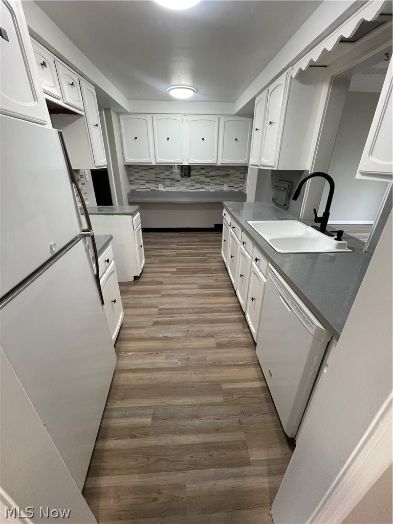 1663 Lyndhurst Lyndhurst OH 44124