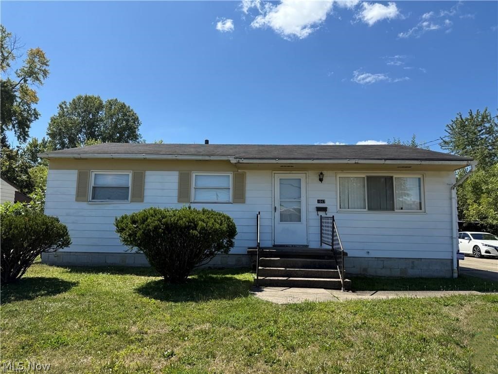 1647 Southern Boulevard NW Warren OH 44485