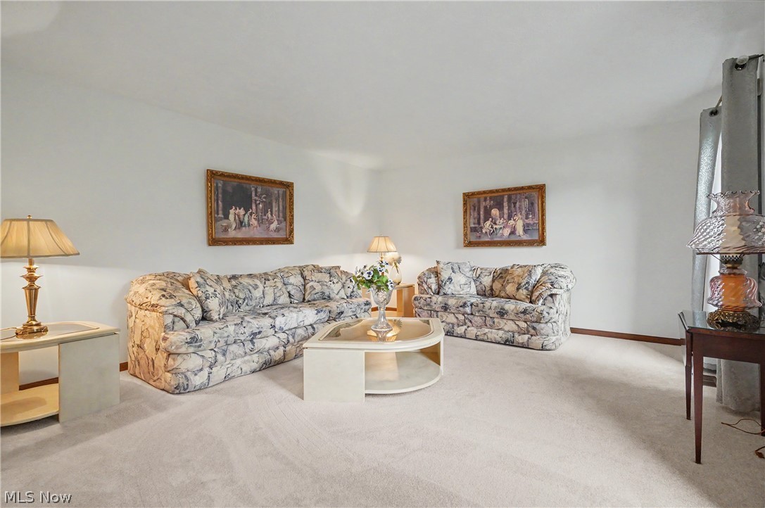 992 Martin Road Mogadore OH 44260