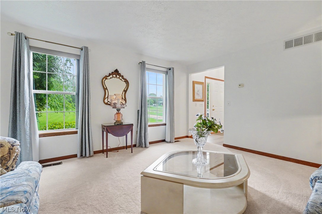 992 Martin Road Mogadore OH 44260