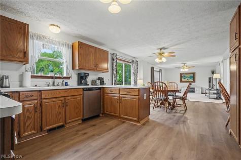 992 Martin Road Mogadore OH 44260