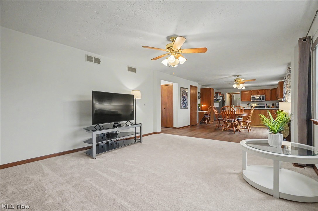 992 Martin Road Mogadore OH 44260