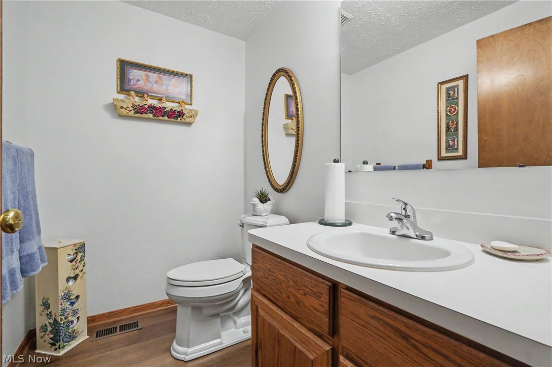 992 Martin Road Mogadore OH 44260