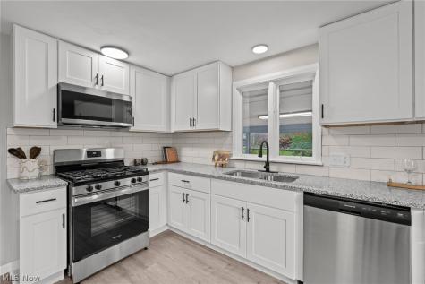 9205 Clearway Street NW Massillon OH 44647