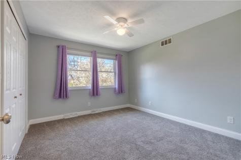 924 E Schaaf Road Brooklyn Heights OH 44131