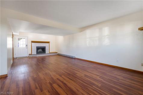 924 E Schaaf Road Brooklyn Heights OH 44131