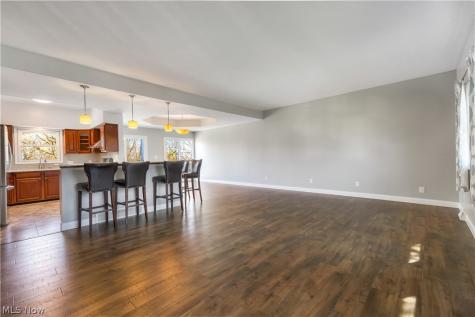 924 E Schaaf Road Brooklyn Heights OH 44131