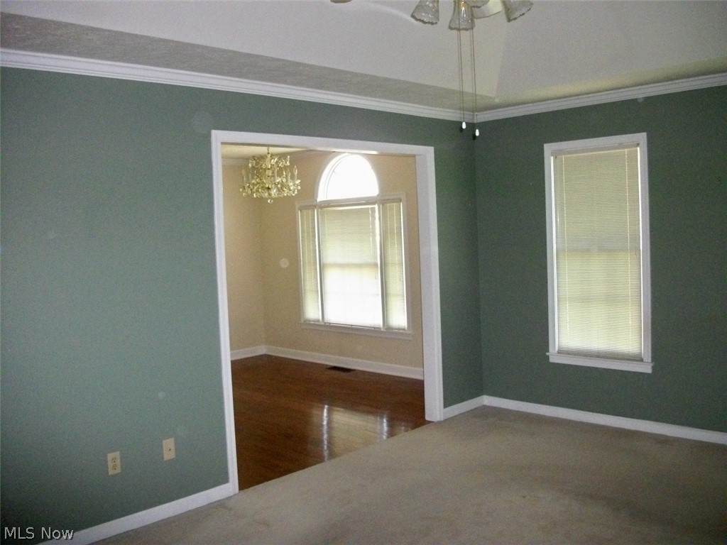 5 Sawgrass Circle Belpre OH 45714