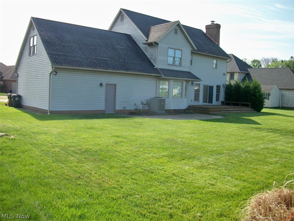 5 Sawgrass Circle Belpre OH 45714