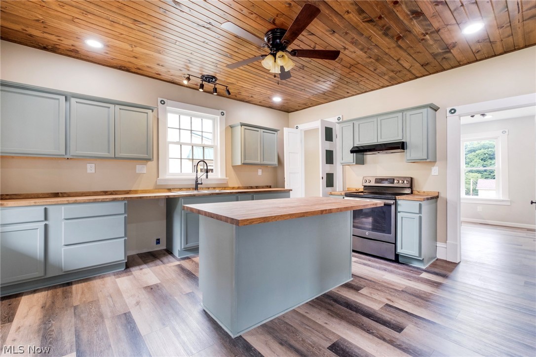9 North Street Salineville OH 43945