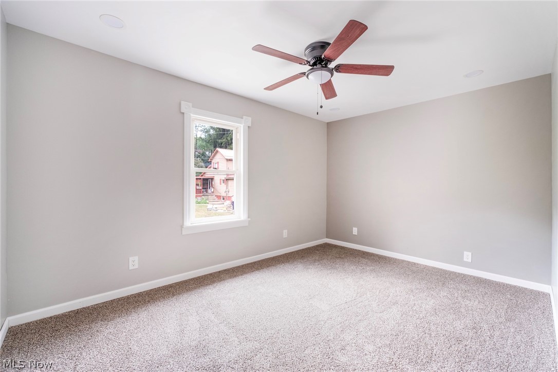 9 North Street Salineville OH 43945