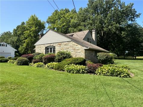 458 Hogarth Avenue Niles OH 44446