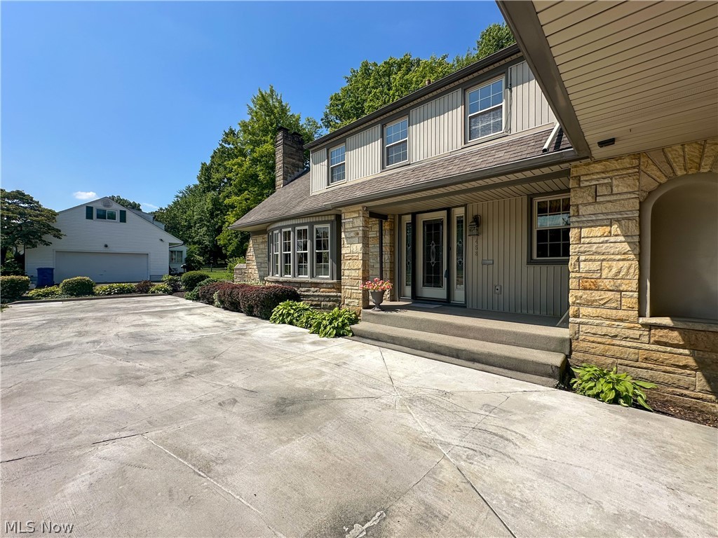 458 Hogarth Avenue Niles OH 44446