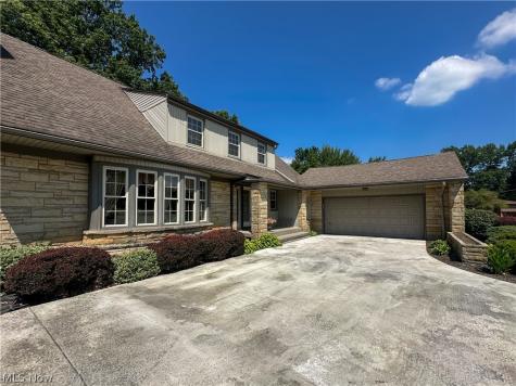 458 Hogarth Avenue Niles OH 44446